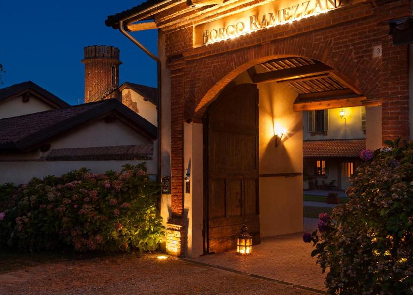 Piedmont Trino Entrance