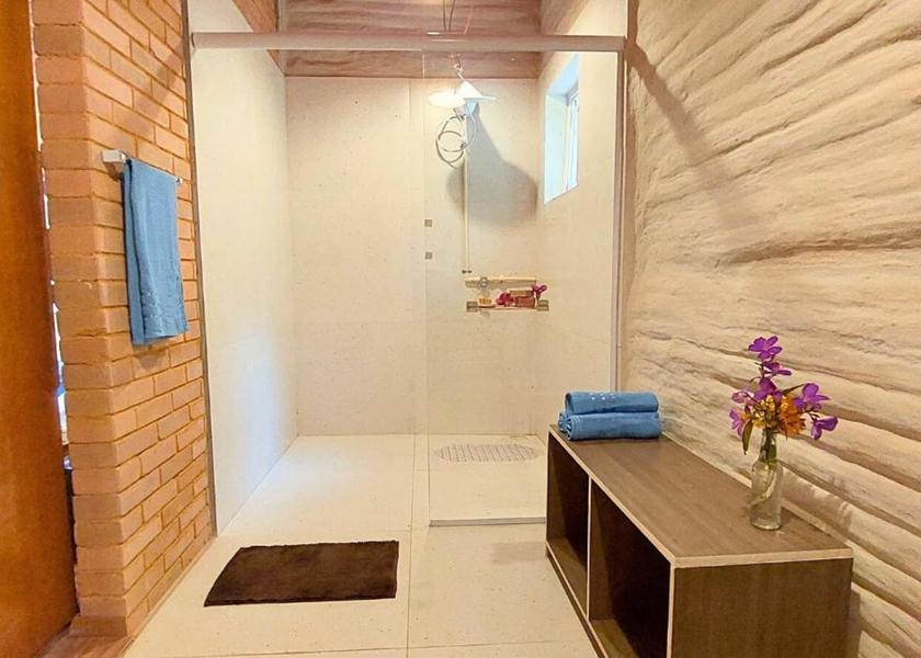 São Paulo State Piedade bathroom