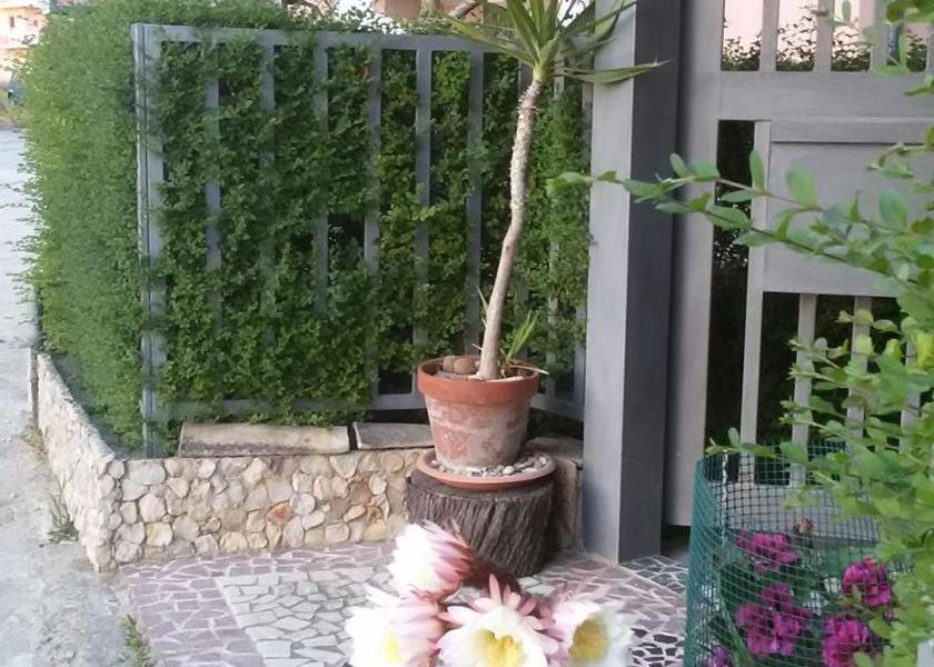 Sicily Aragona entrance