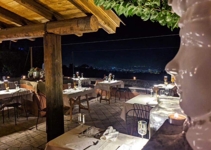 restaurant (private room)