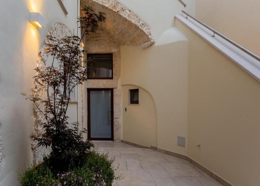 Puglia Bitonto balcony/terrace