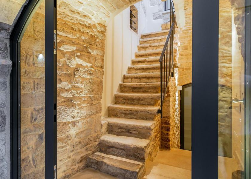 Puglia Bitonto entrance