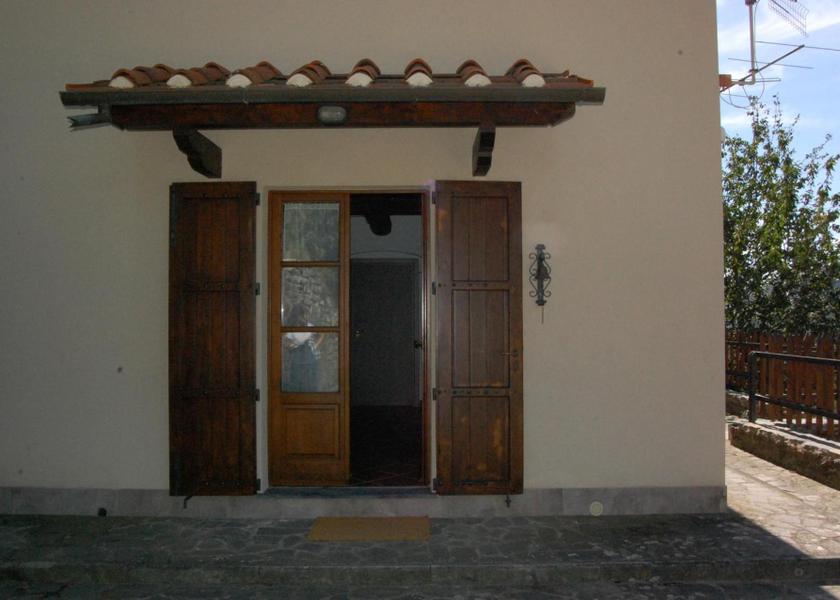 Tuscany Calci exterior view