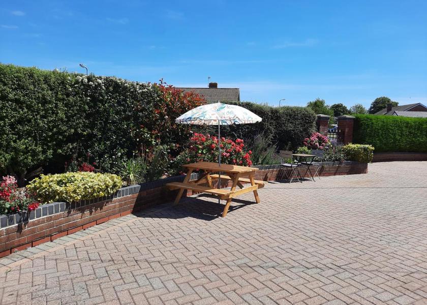 England Highbridge garden