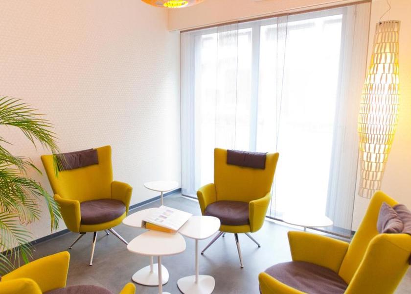 Brittany Rennes Lobby
