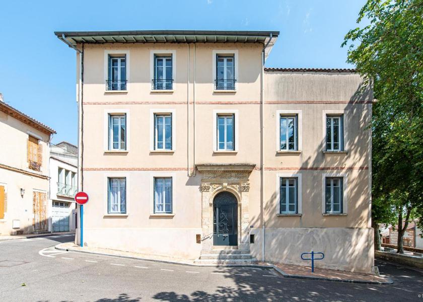 Auvergne-Rhone-Alpes Valence entrance