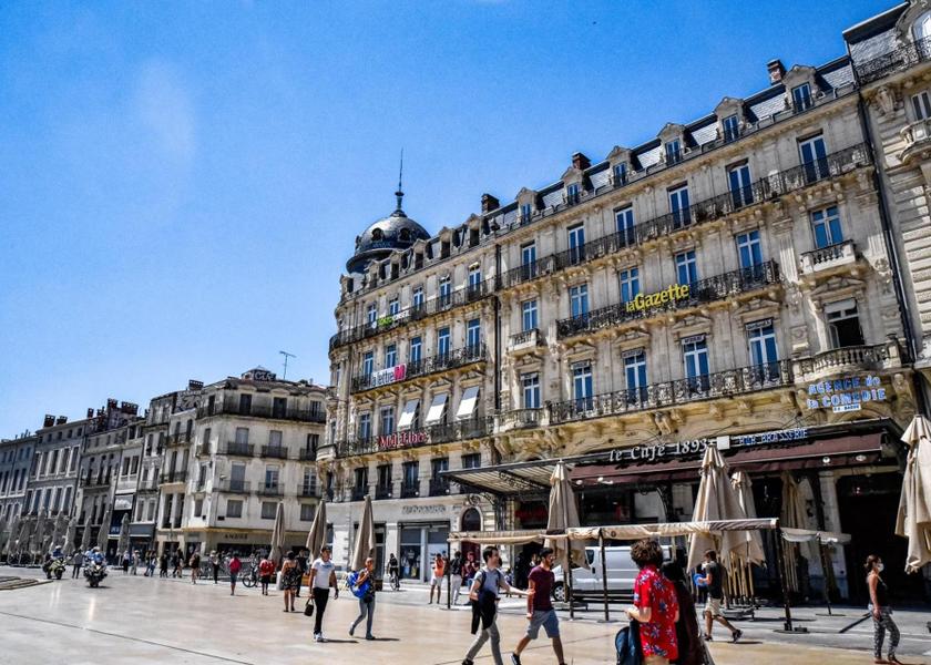 Occitanie Montpellier surrounding environment
