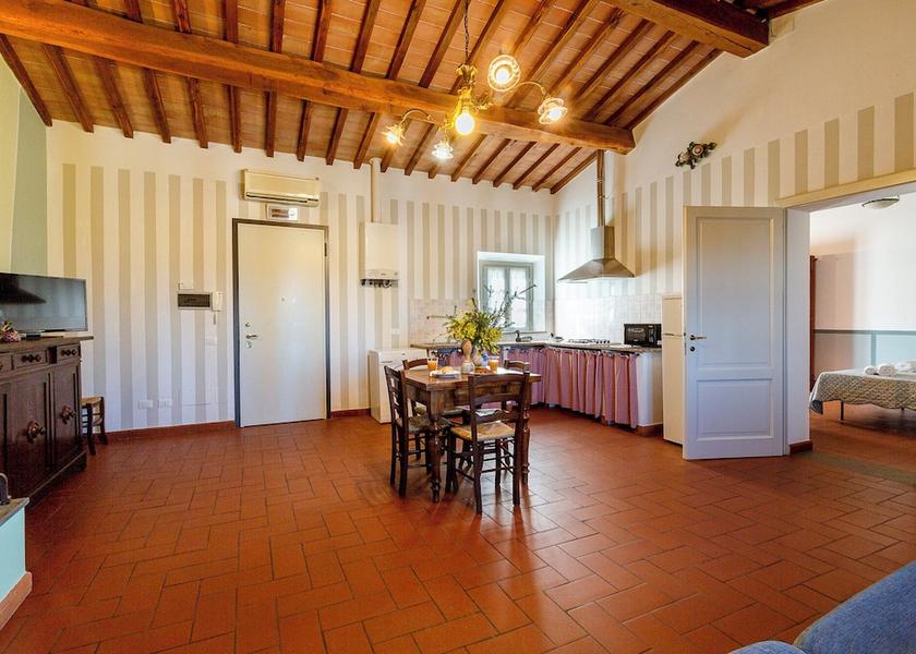 Tuscany Fauglia Living area
