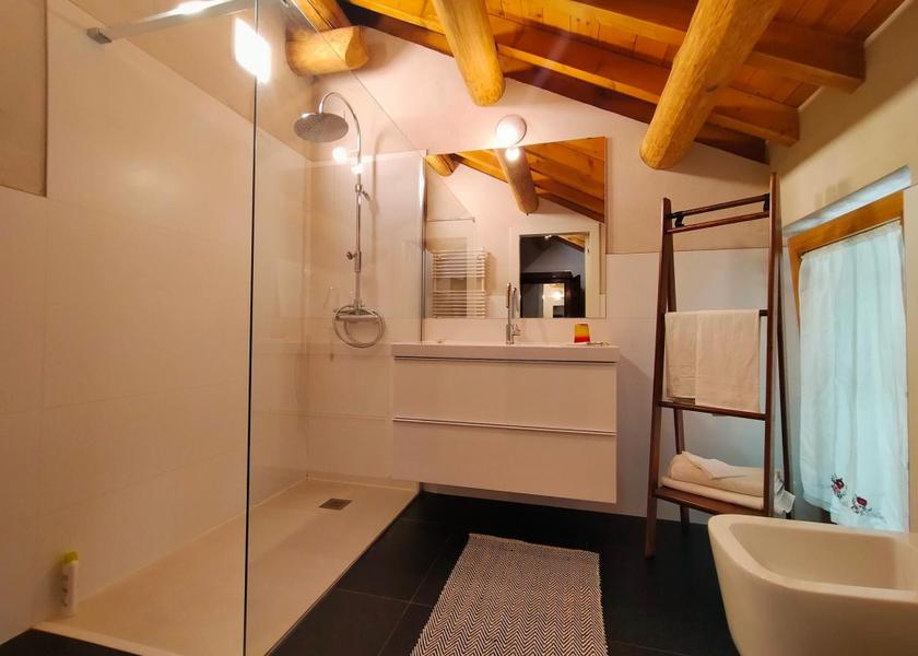 Veneto Feltre Quadruple Room with Private Bathroom