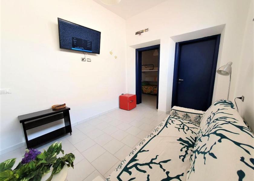 shared lounge/tv area