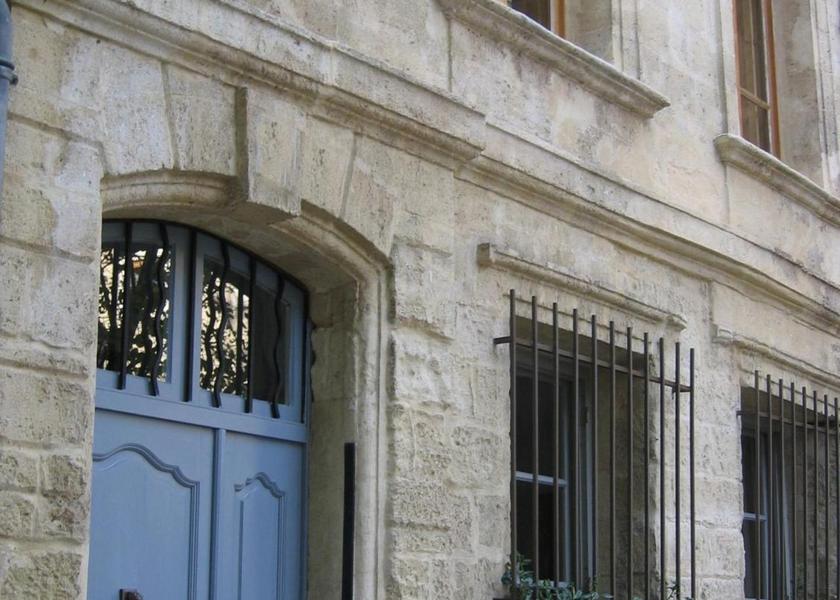 Provence-Alpes-Côte d'Azur Avignon exterior view
