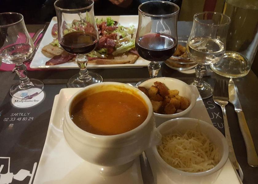 Normandy Pontorson food and beverages