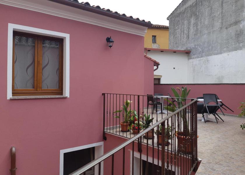 Sardinia Guspini balcony/terrace