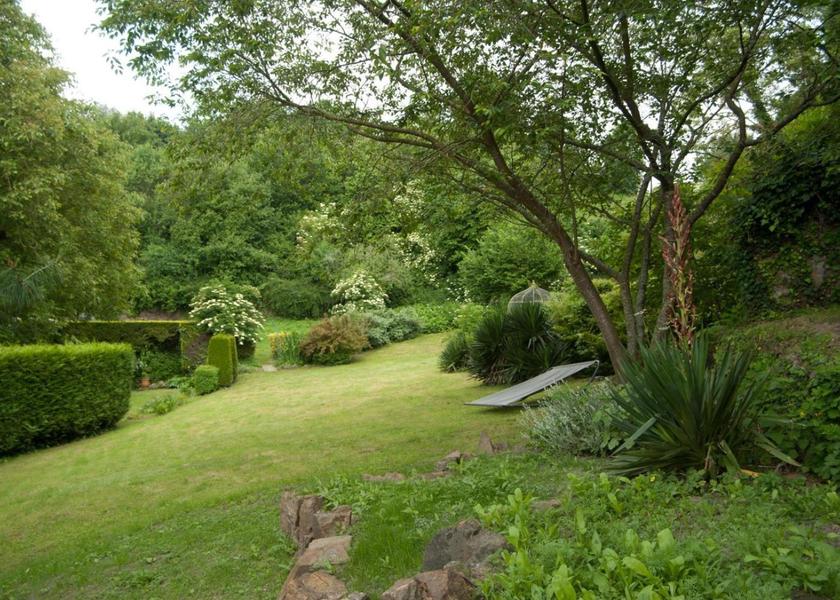Brittany Dinan garden