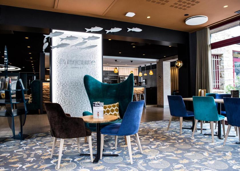 Brittany Lanvallay bar/lounge