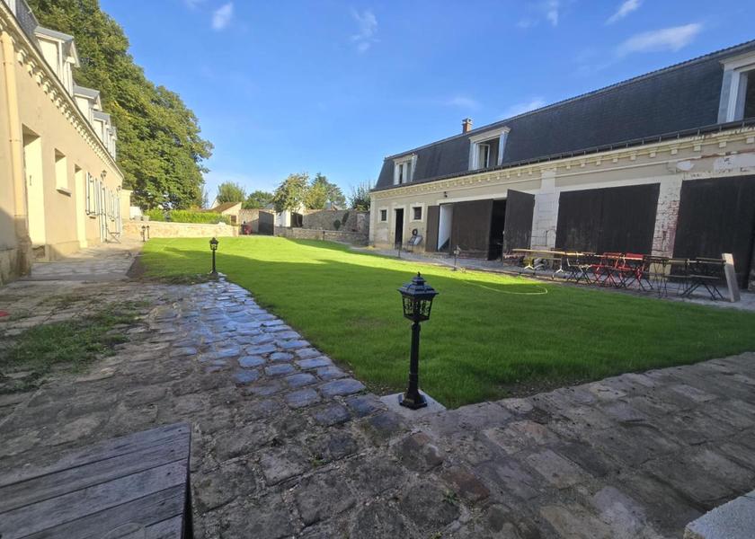 Ile-de-France Collegien garden