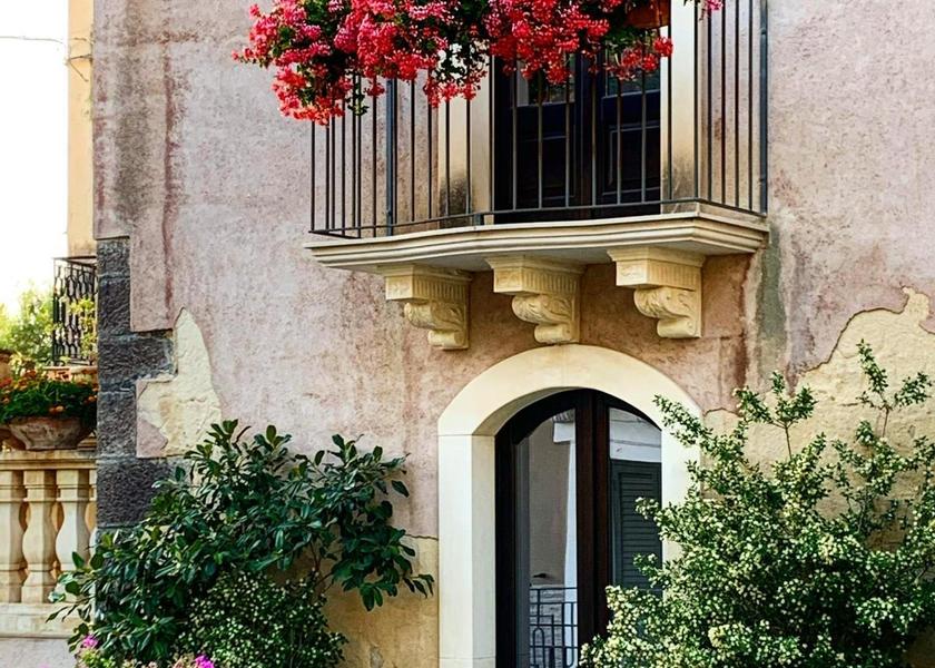 Sicily Licodia Eubea 