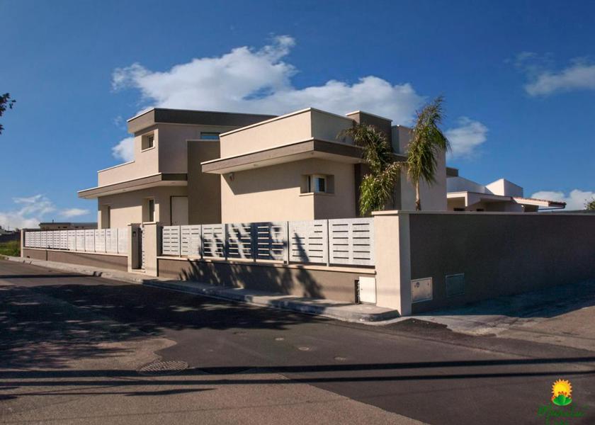 Puglia Matino entrance