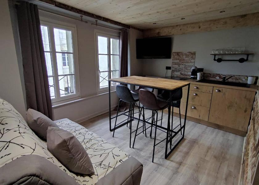 Bourgogne-Franche-Comté Dole Family Studio