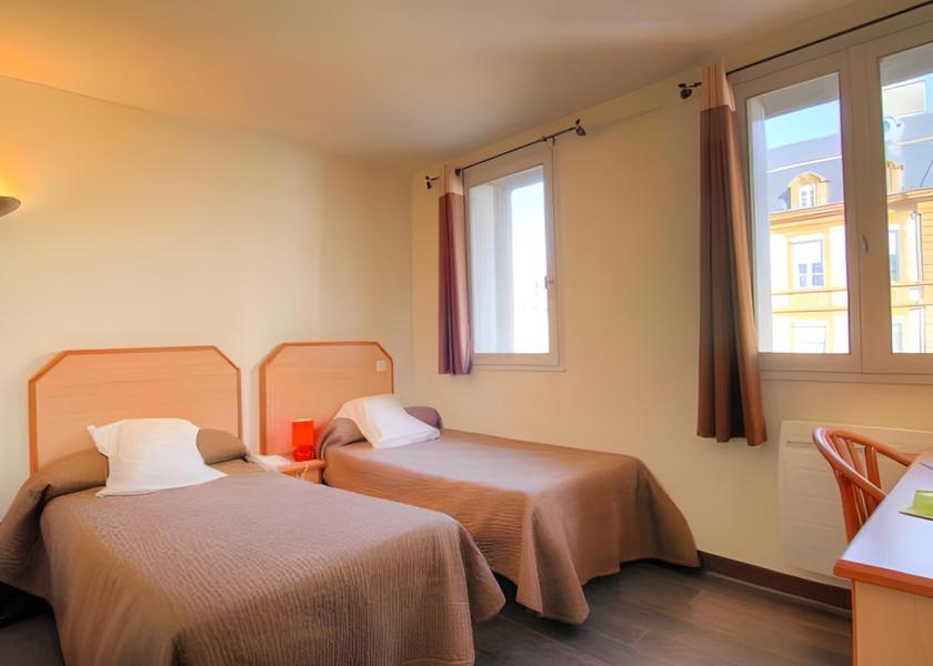 Occitanie Mende Twin room-Standard-Ensuite with Bath