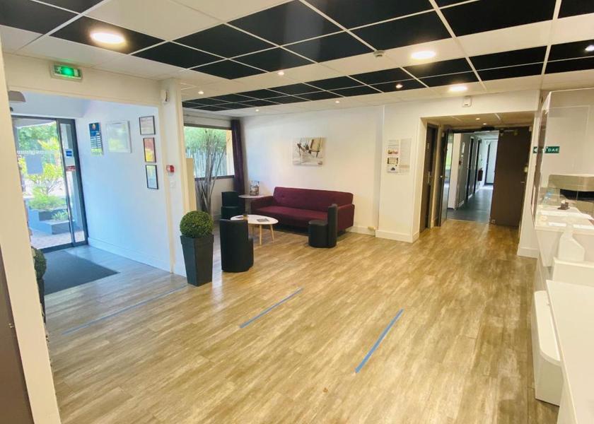 Pays de la Loire Beaucouze Lobby
