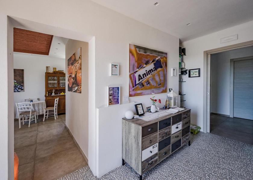 Lombardy Monzambano lobby