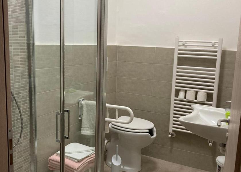 Lombardy Monzambano Double Room with Private Bathroom