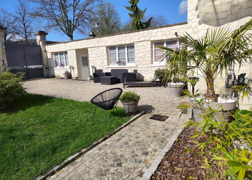 Hauts-de-France Senlis view