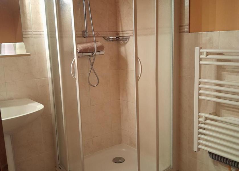 Bourgogne-Franche-Comte Beaune Double Room with Private Bathroom