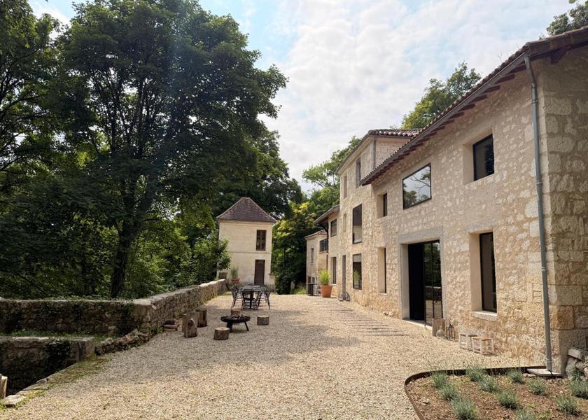 Nouvelle-Aquitaine Angouleme exterior view