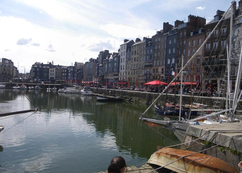 Normandy Pennedepie nearby attraction