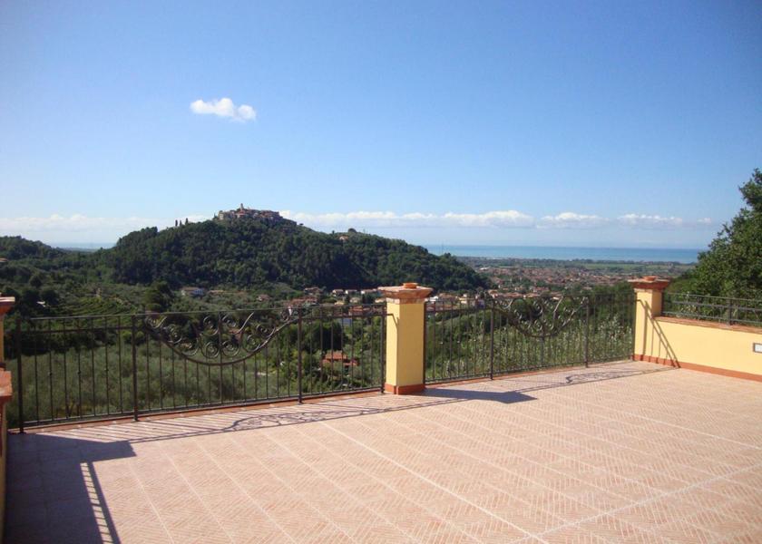 balcony/terrace