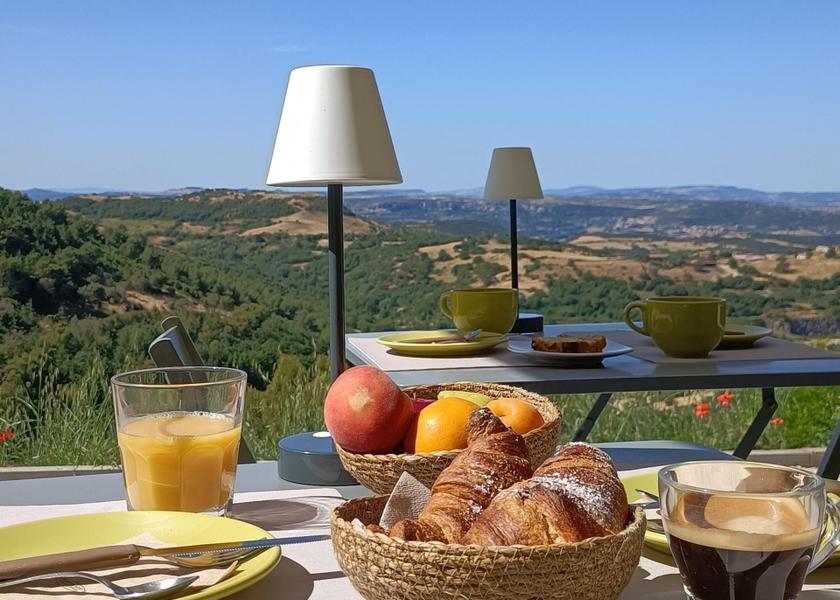 Sardinia Osilo balcony/terrace