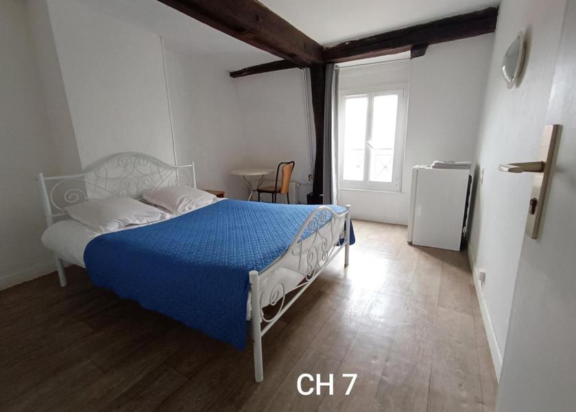Île-de-France Provins Small Double Room