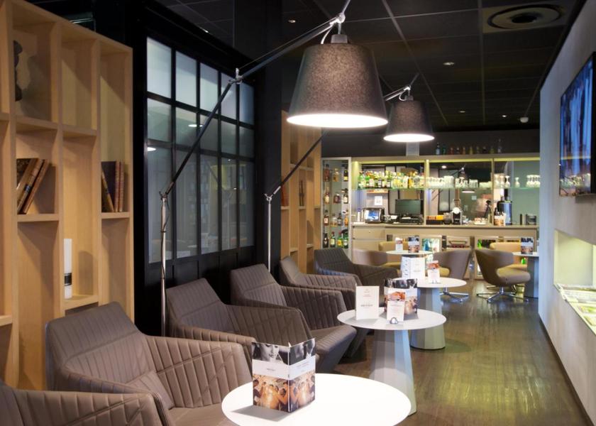 Nouvelle-Aquitaine Périgueux shared lounge/tv area