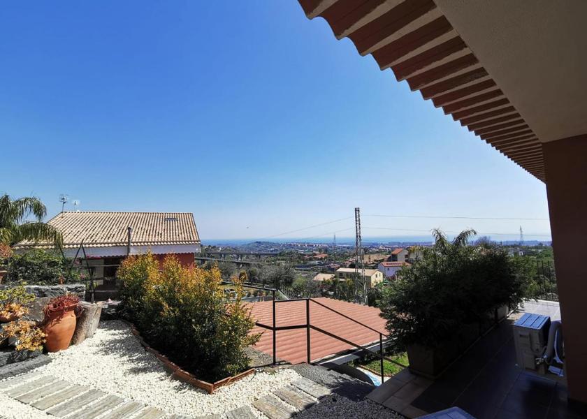 Sicily Piedimonte Etneo balcony/terrace