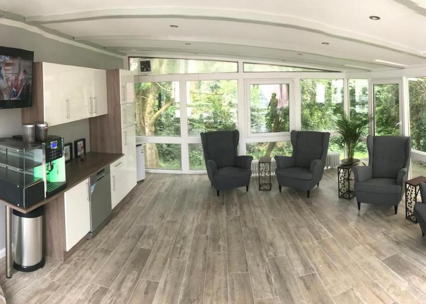 Lower Saxony Butjadingen shared lounge/tv area