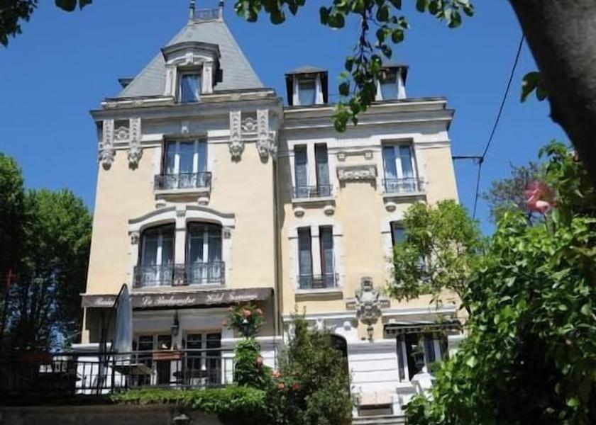 Occitanie Cahors Front of property