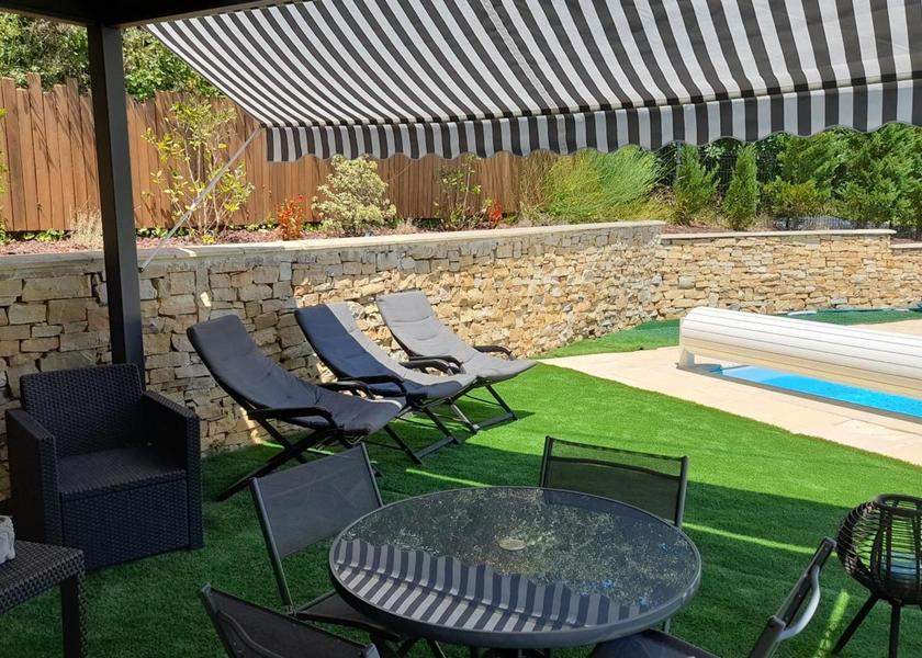 Occitanie Cahors balcony/terrace