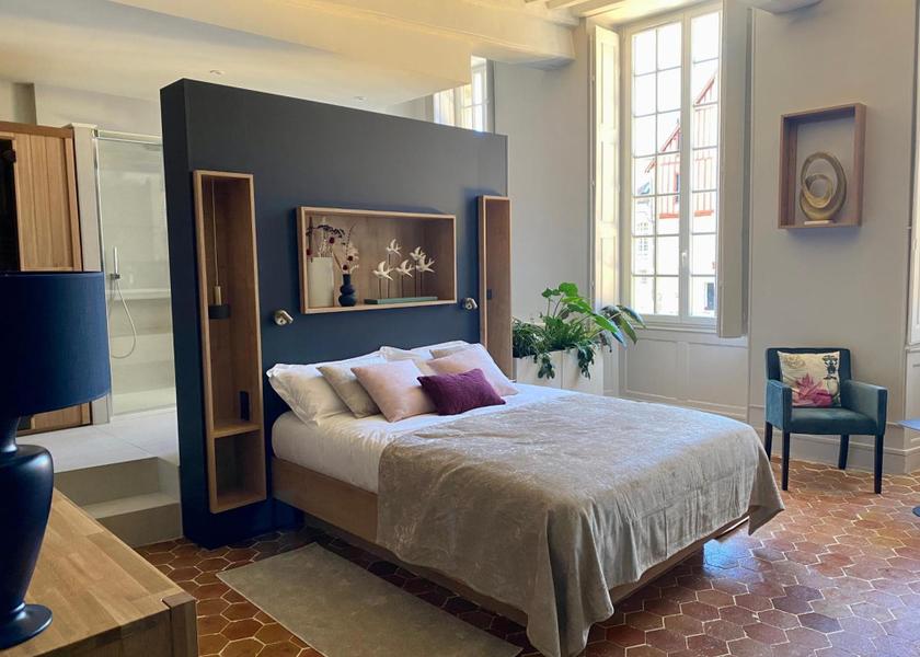 Bourgogne-Franche-Comté Autun Deluxe Room