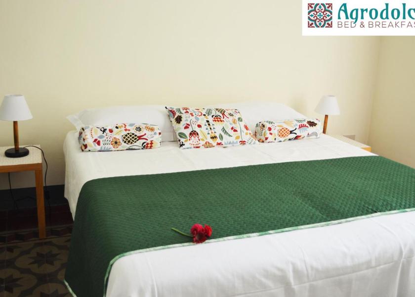 Sicily Barcellona Pozzo di Gotto Economy Quadruple Room