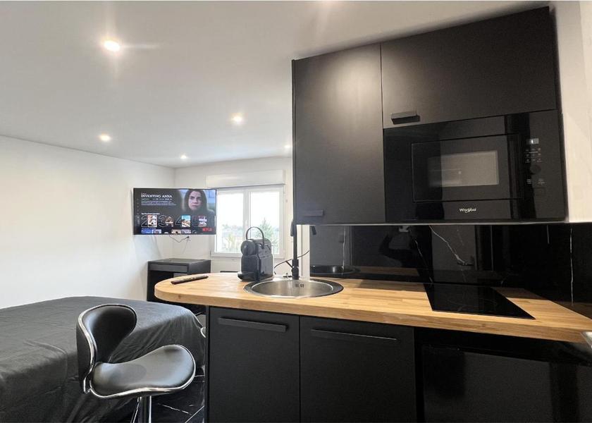 Normandy Lisieux Deluxe Room