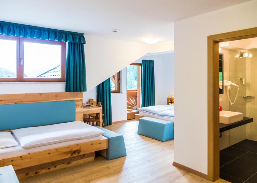 Trentino-Alto Adige Sarentino Deluxe Double Room with Shower