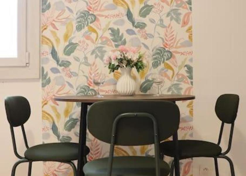 Auvergne-Rhone-Alpes Annecy facilities