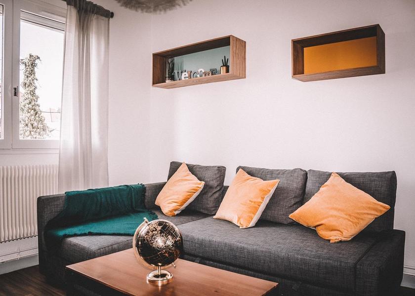 Auvergne-Rhone-Alpes Annecy bar/lounge