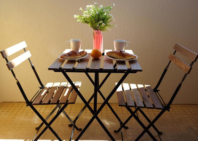 Auvergne-Rhone-Alpes Annecy balcony/terrace