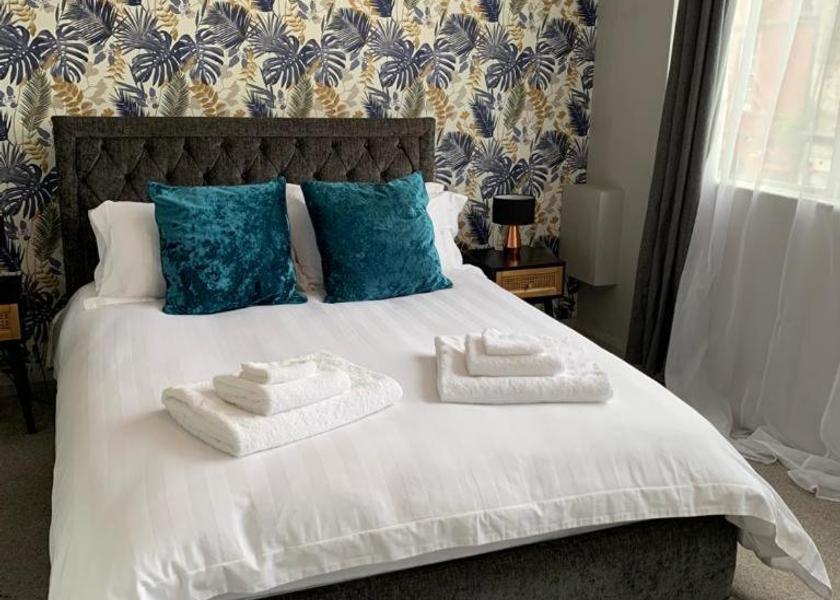 England Market Rasen bed