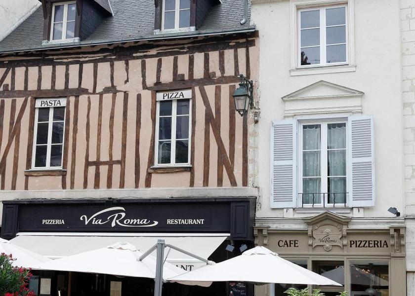 Centre-Loire Valley Amboise entrance