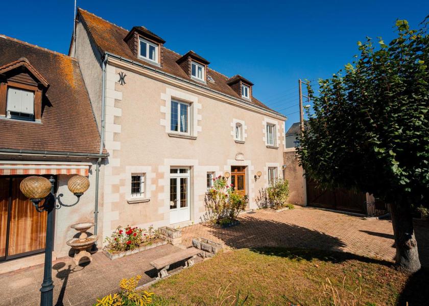 Centre - Loire Valley Amboise exterior view