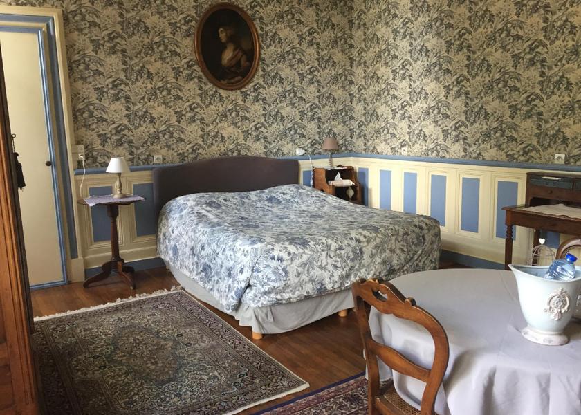 Centre - Loire Valley Amboise Jaune-et-Bleu-Double-Salle de bain